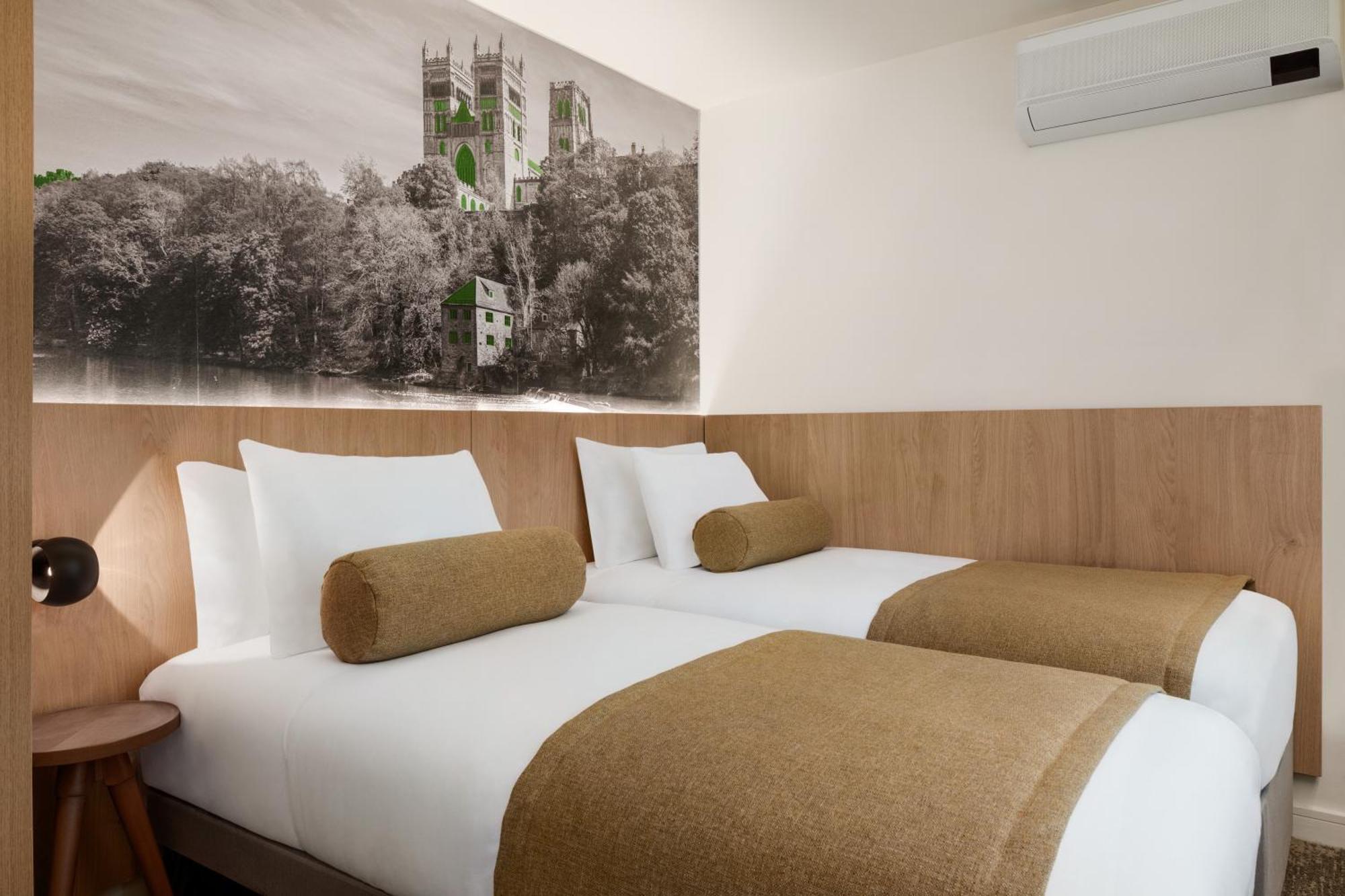 Hotel Super 8 By Wyndham Durham Esterno foto