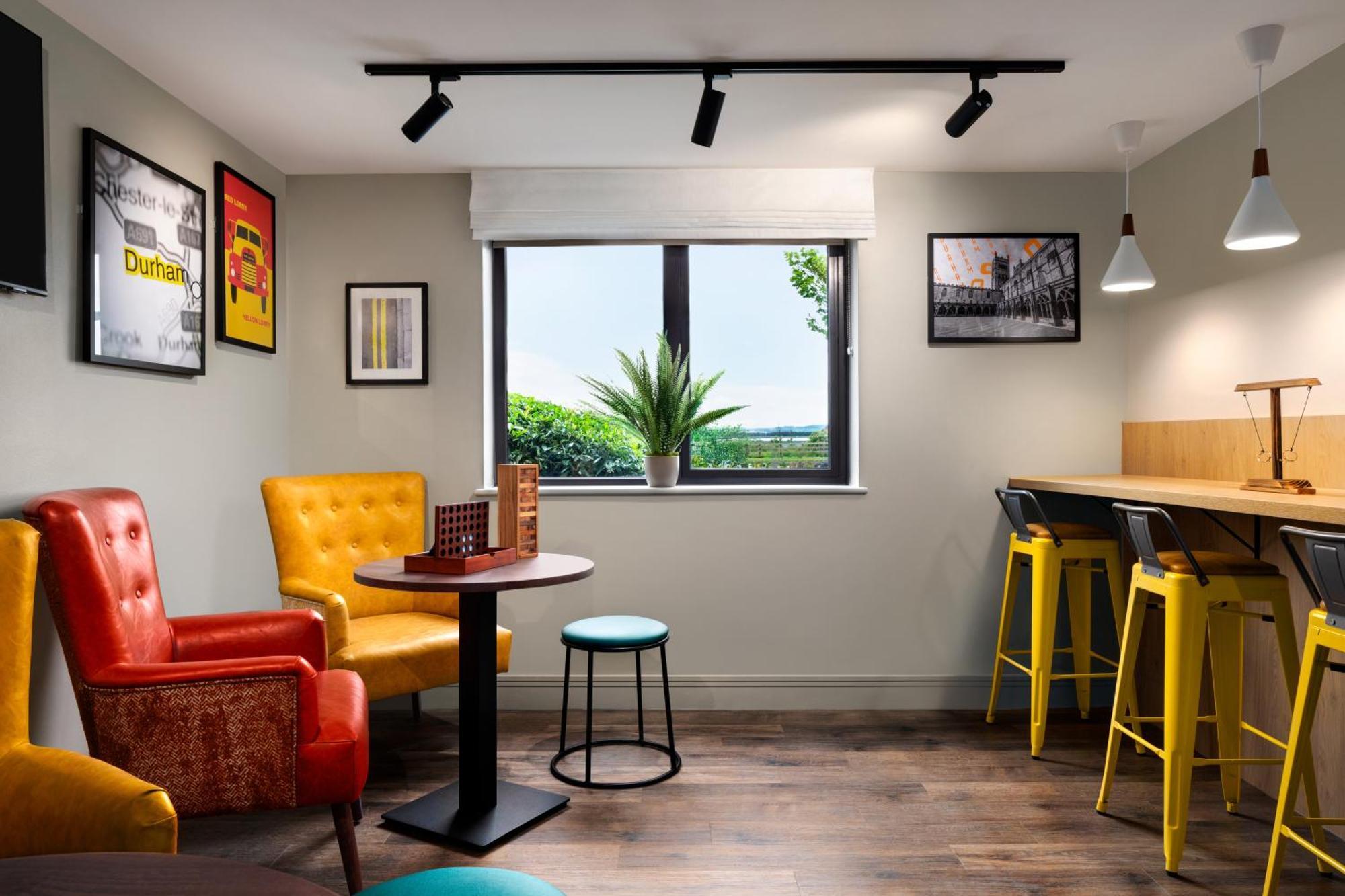 Hotel Super 8 By Wyndham Durham Esterno foto